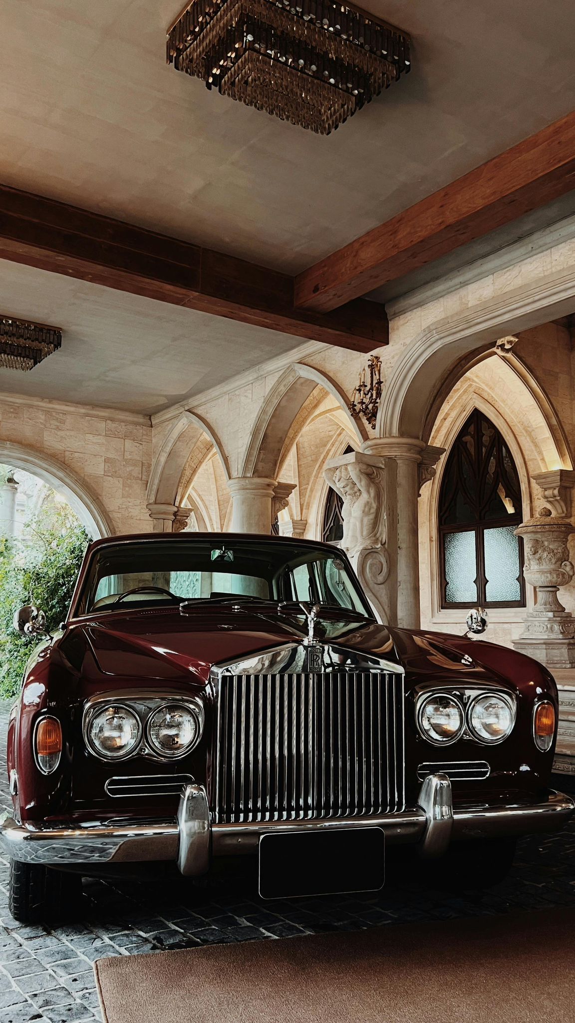 Private Aviation, Chauffeur & VIP Transfers